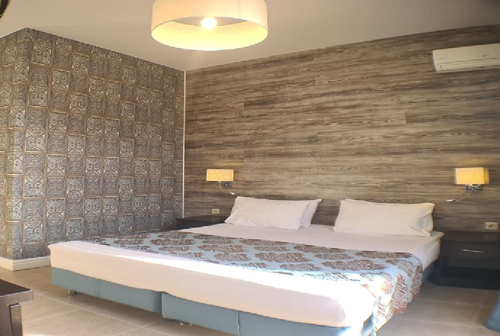 rooms-comfort-with-a-balcony