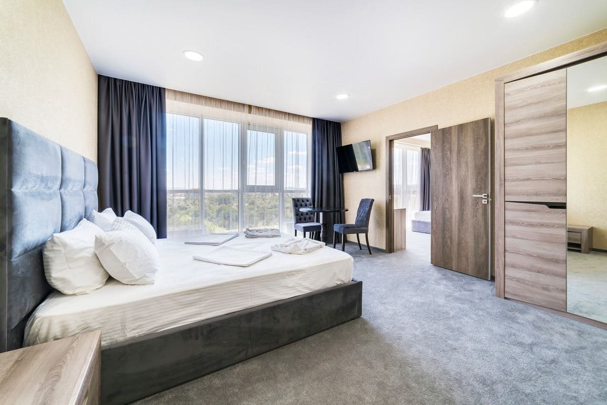 rooms-family-room