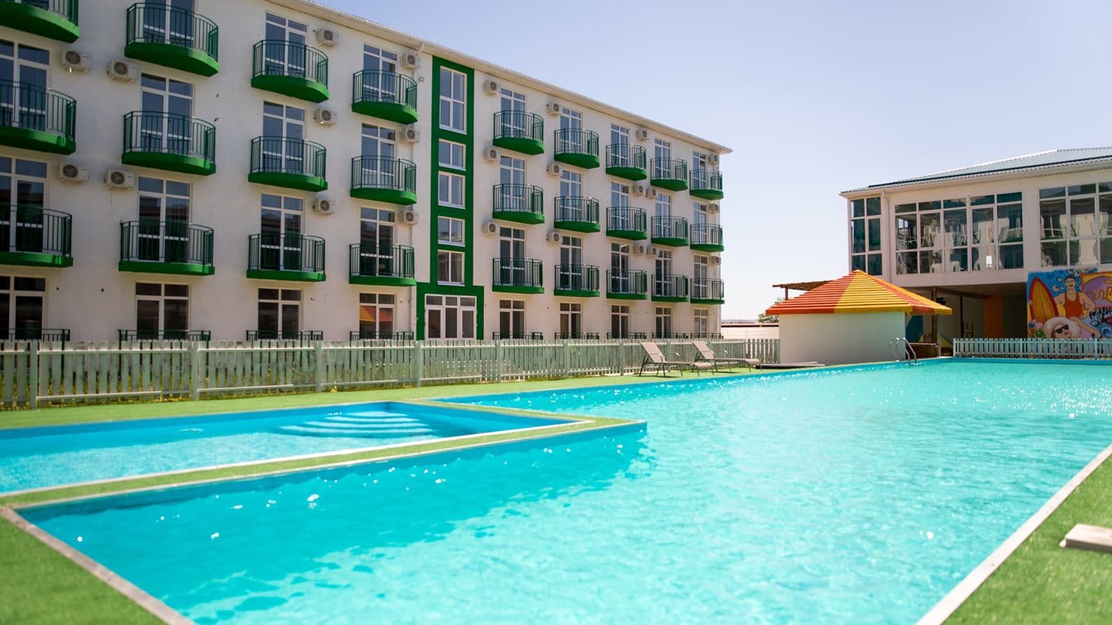 pools-outdoor-pool