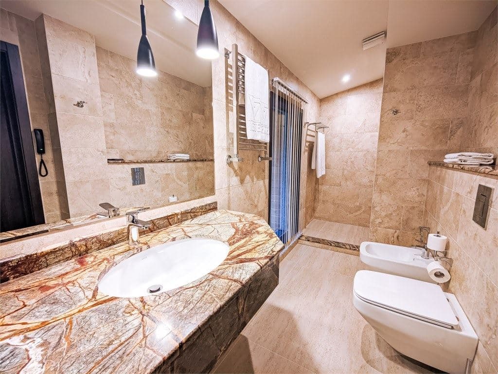 rooms-luxe-2