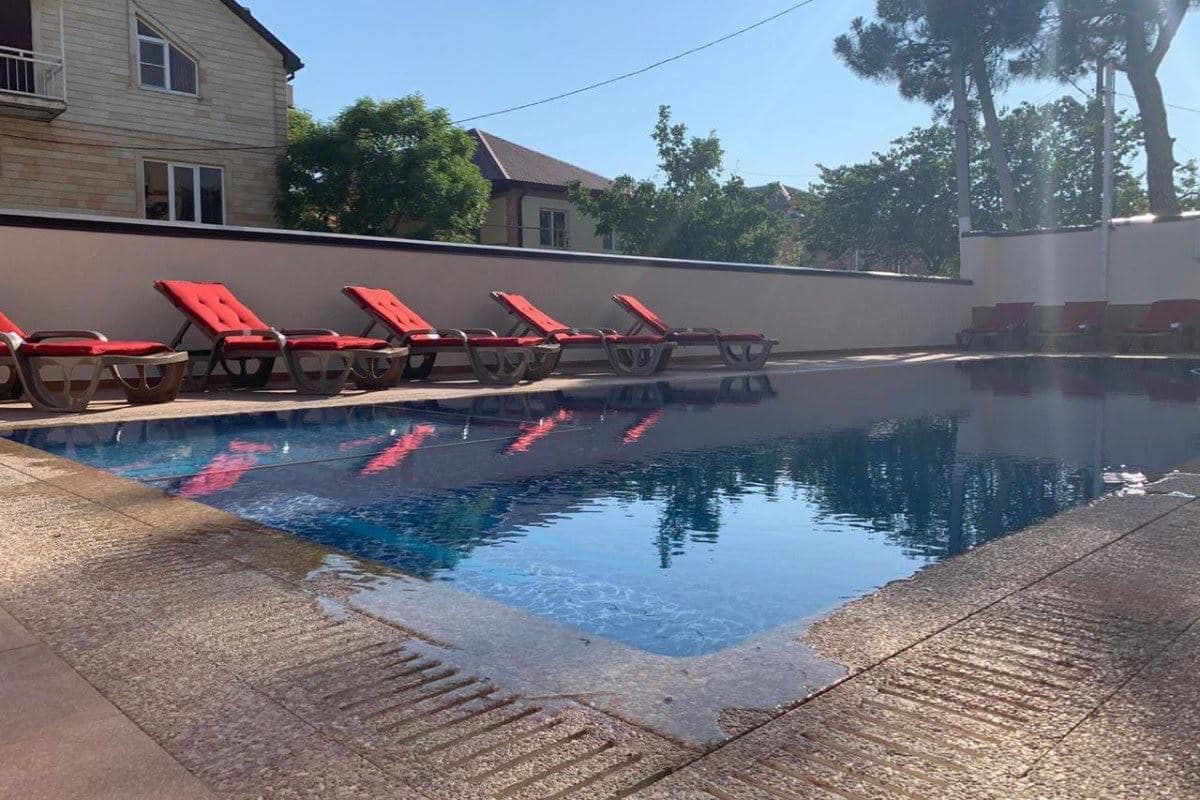 pools-outdoor-pool