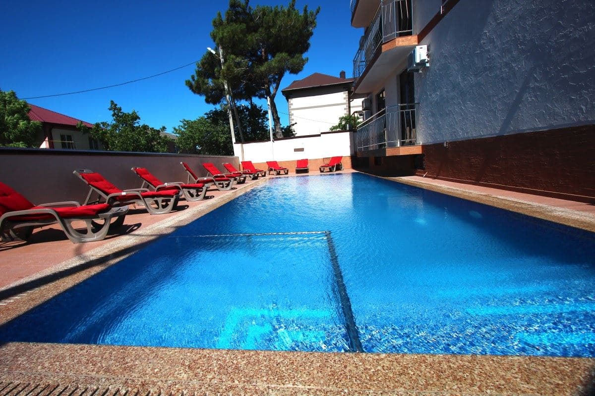 pools-outdoor-pool
