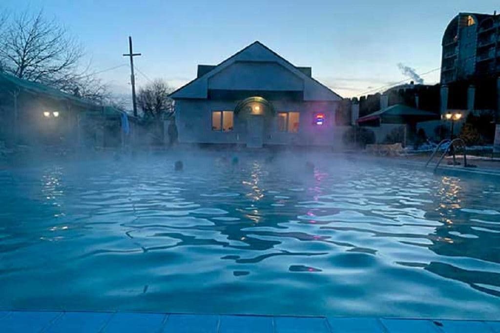 pools-outdoor-pool