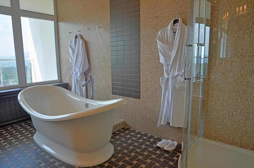 rooms-apartments