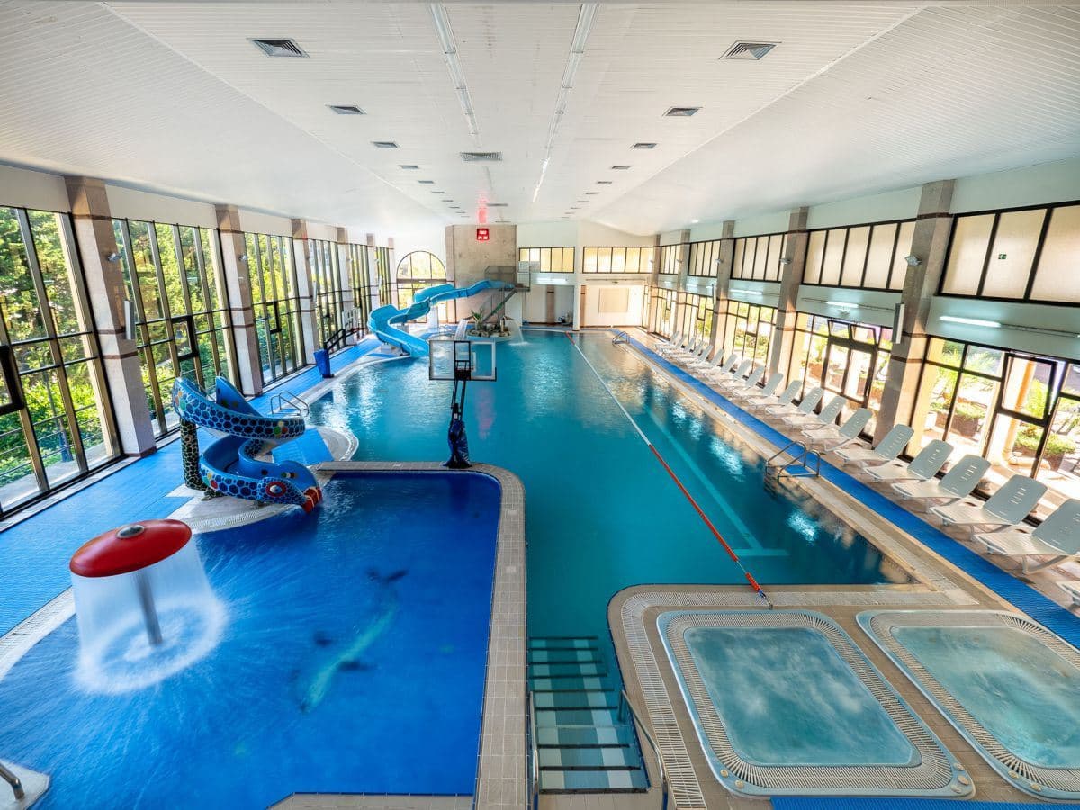 pools-indoor-pool