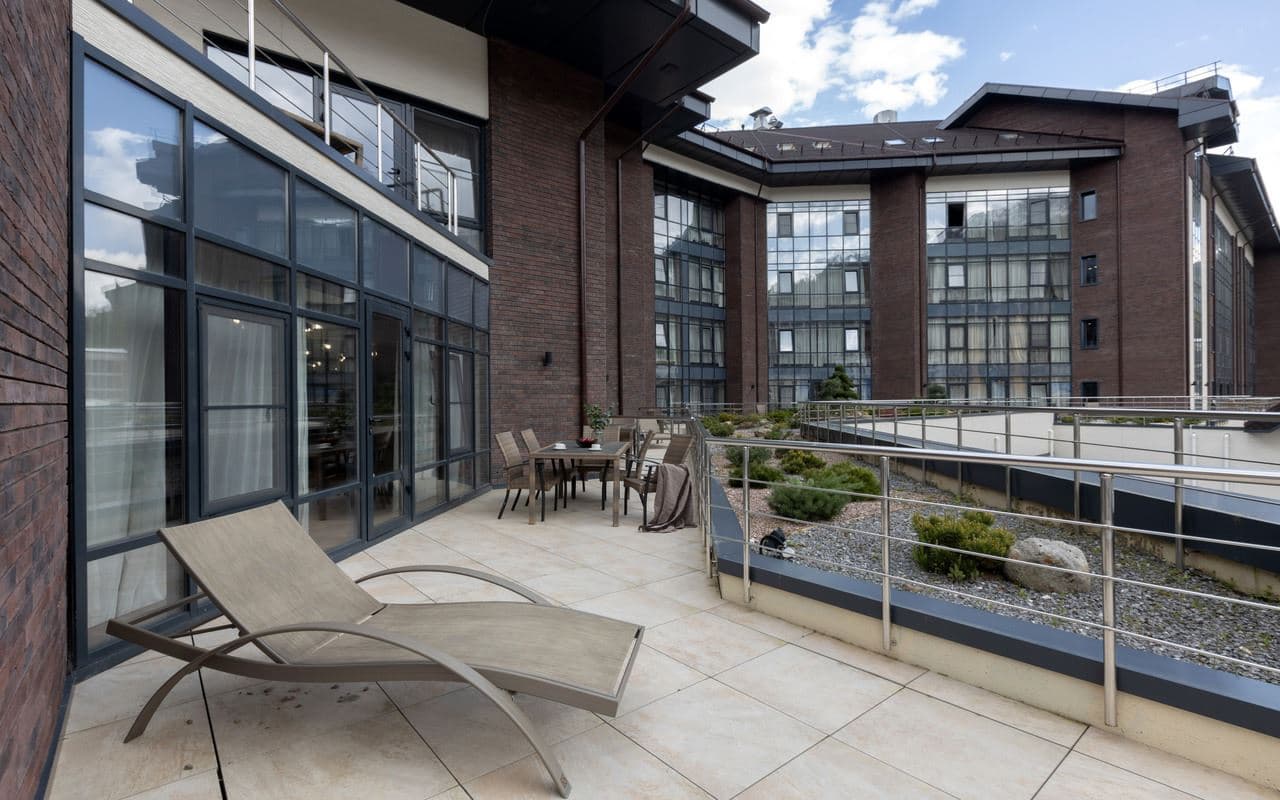 rooms-comfort-terrace