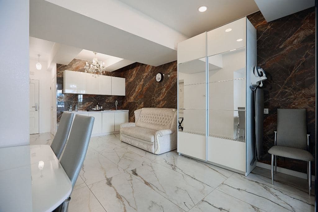 rooms-senior-suite