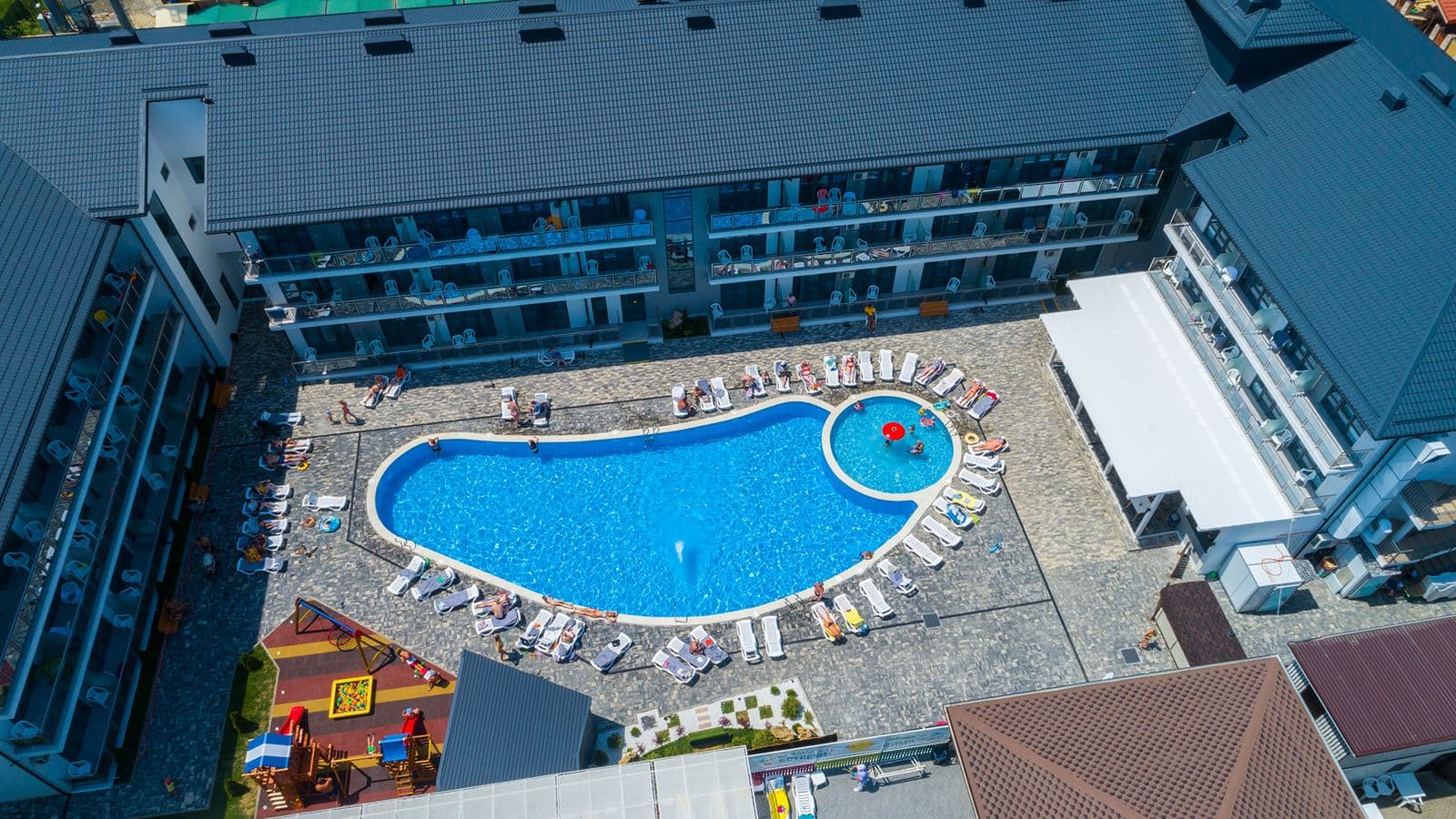 pools-outdoor-pool