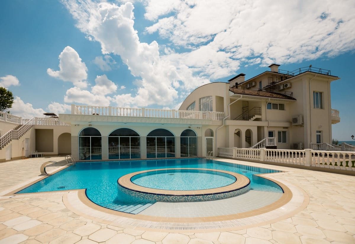 pools-outdoor-pool