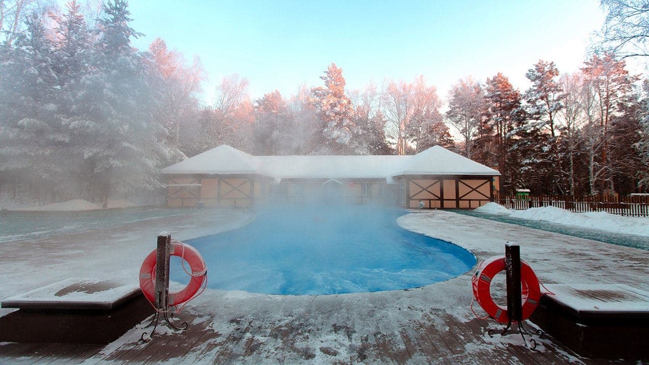 pools-outdoor-pool
