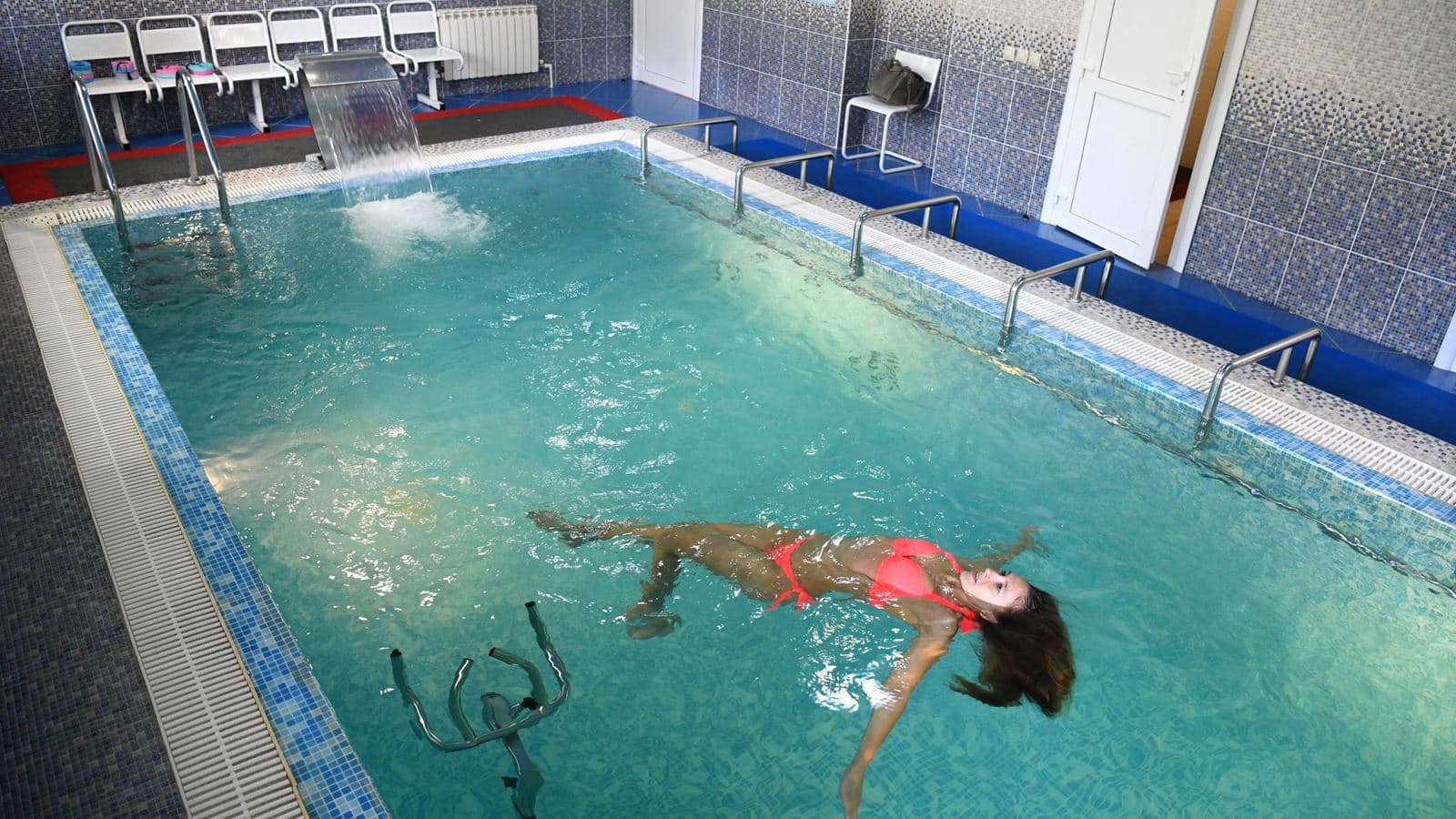 pools-indoor-pool