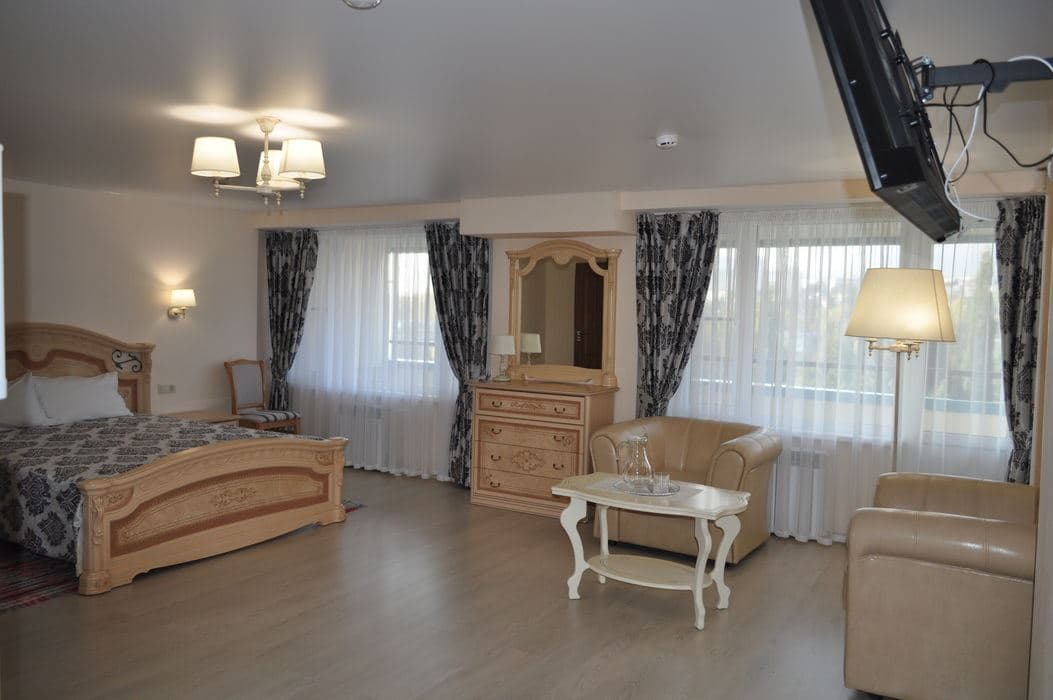rooms-biznes