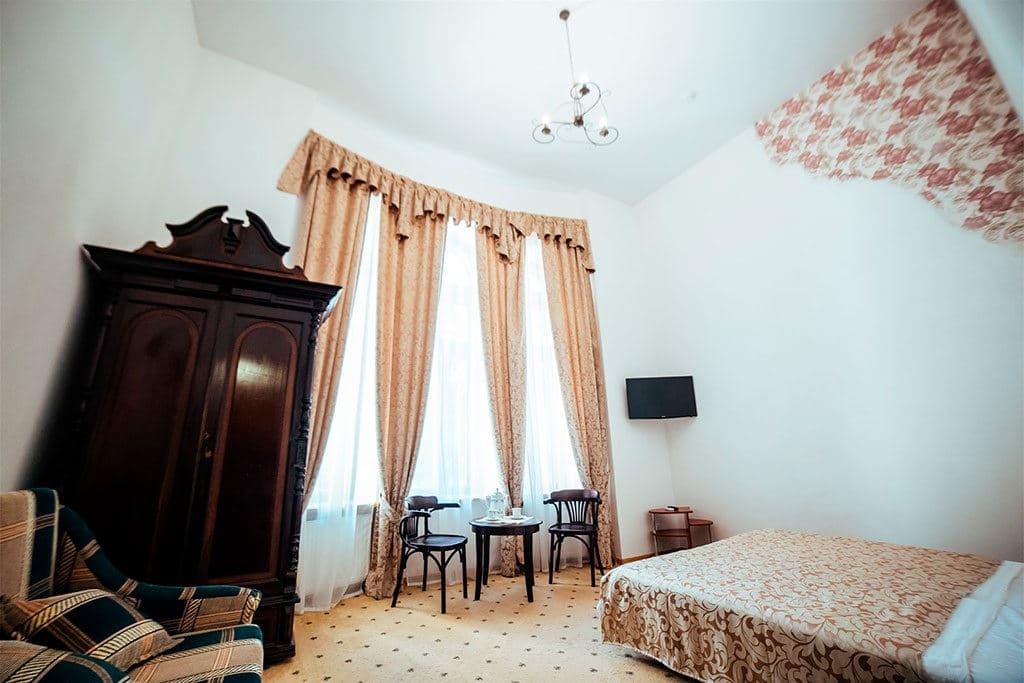 rooms-studio-hudozhnika