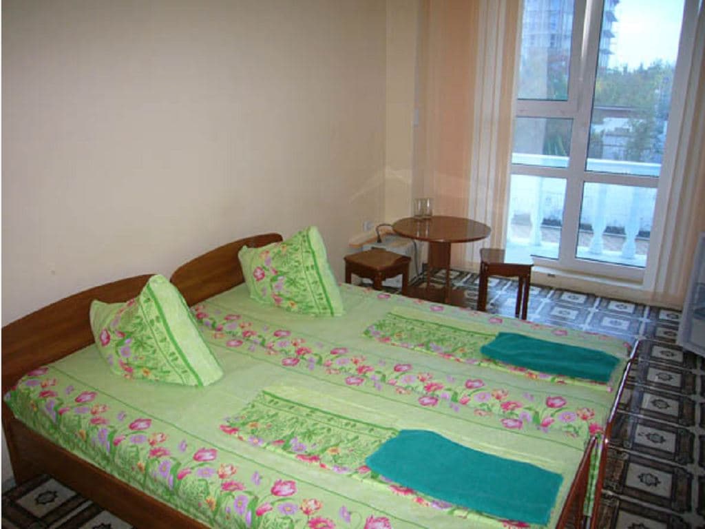 rooms-2bed-standard-north-building-1