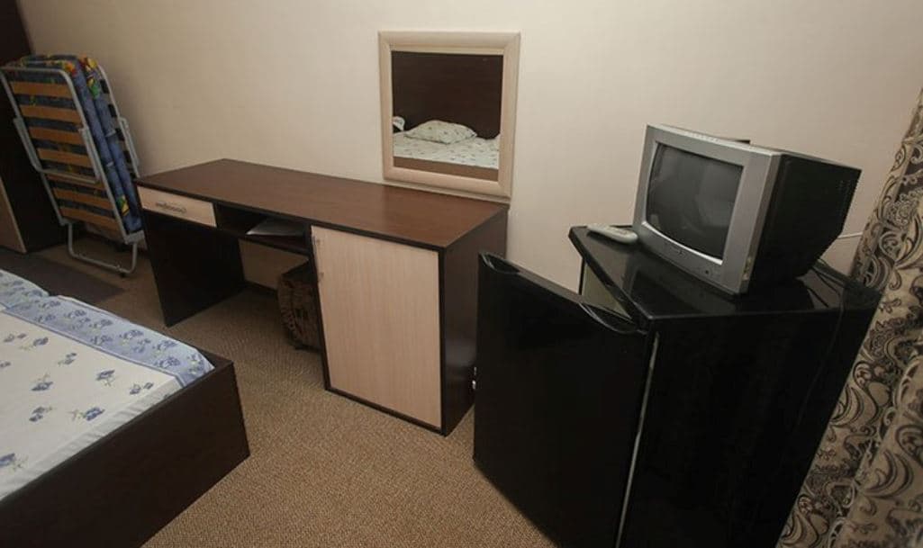 rooms-room-mountainview
