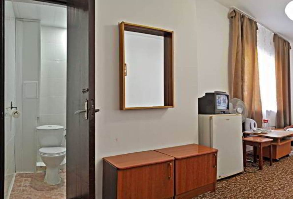 rooms-dbltwin-stand