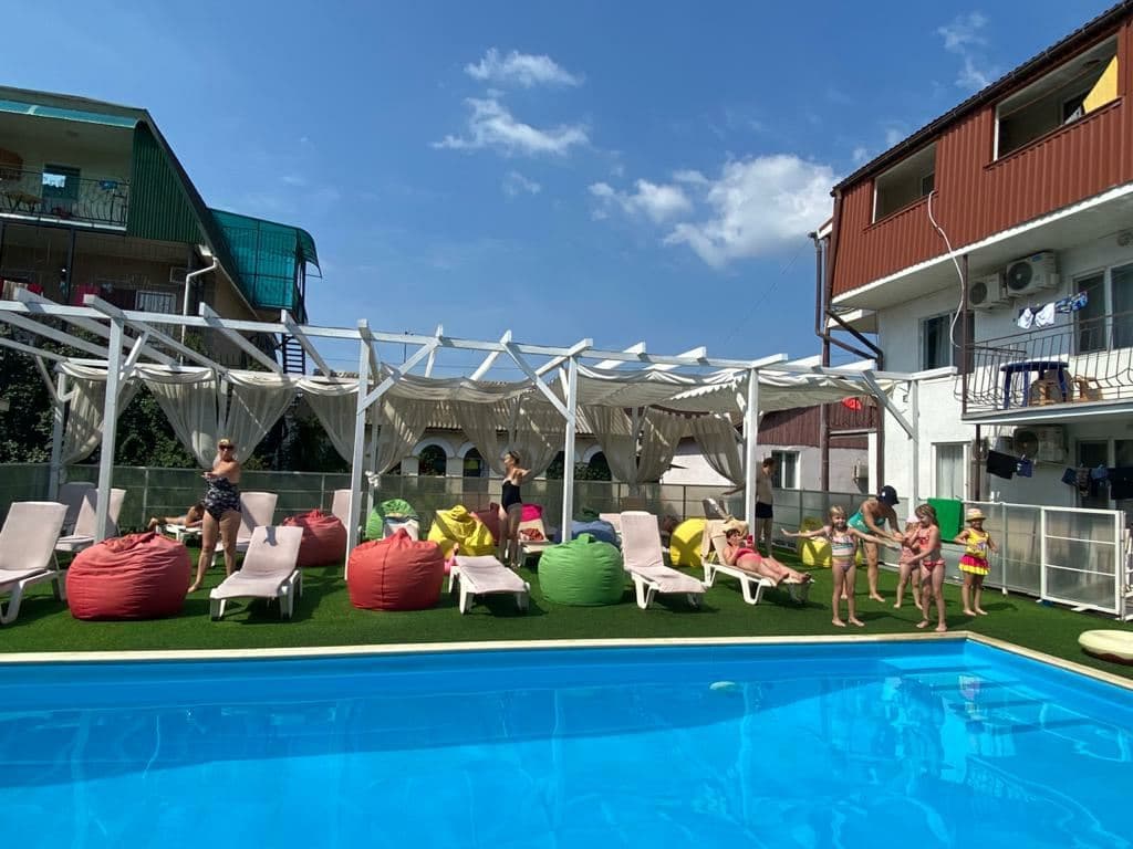 pools-outdoor-pool