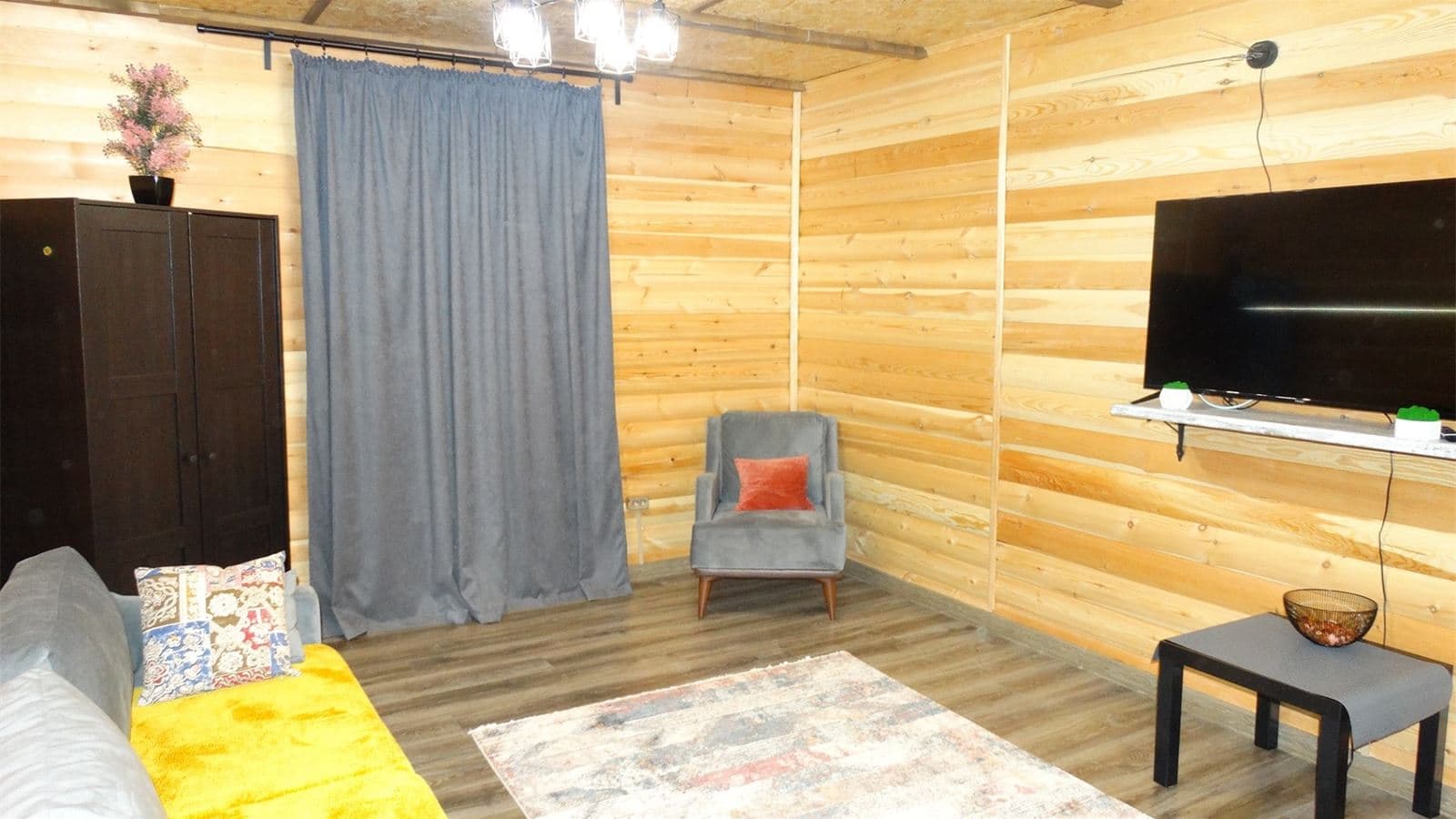 rooms-4bed-cottage