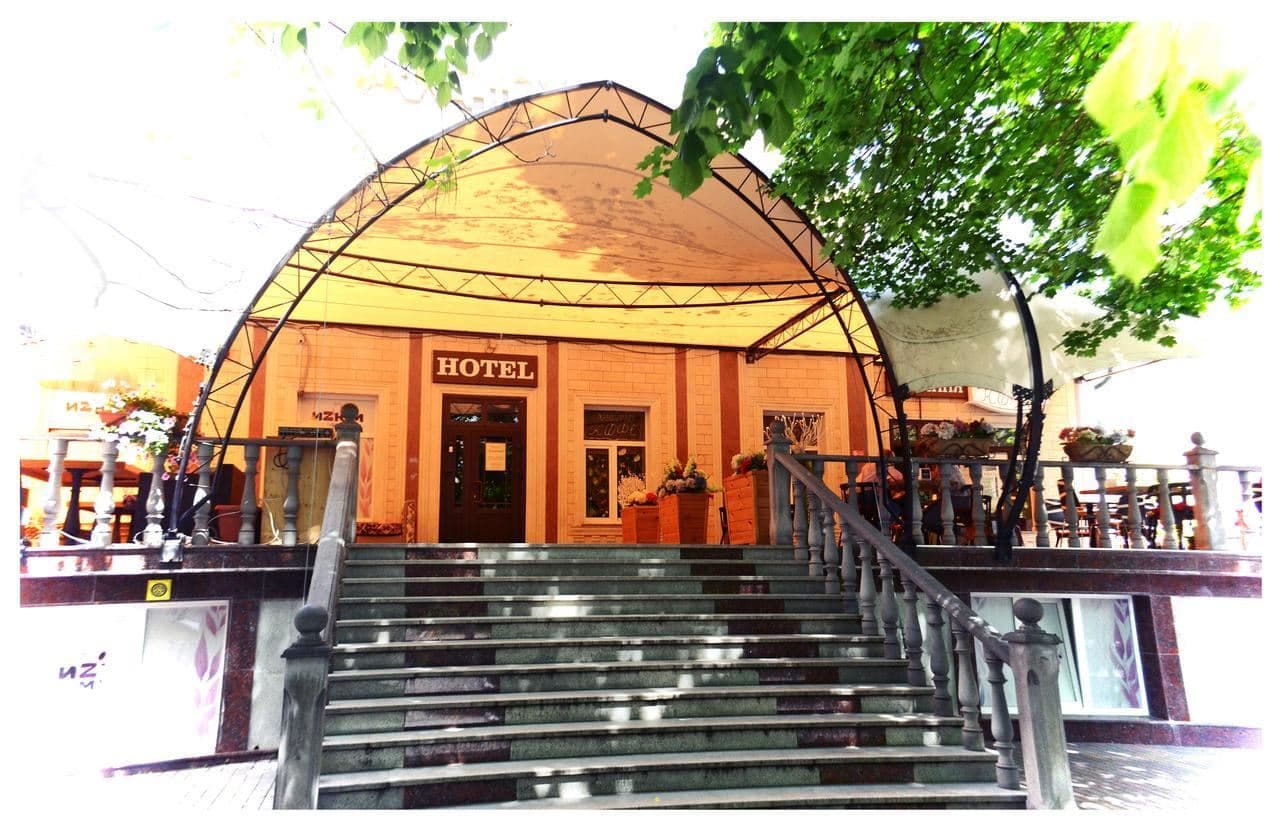 general-main-building