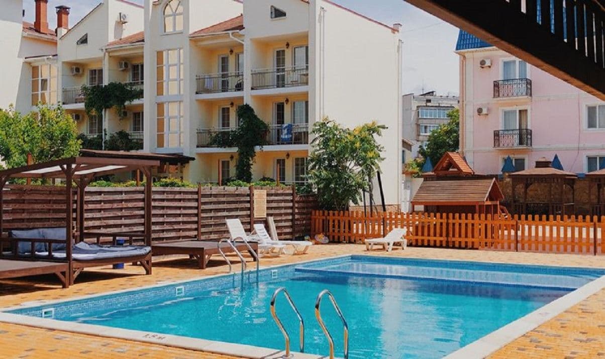 pools-outdoor-pool