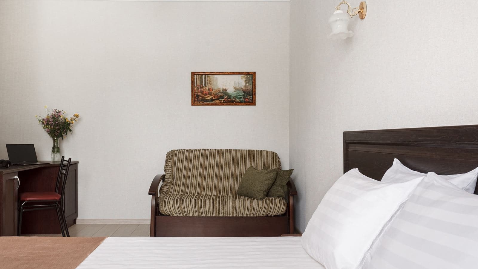 rooms-2bed-standard-improved