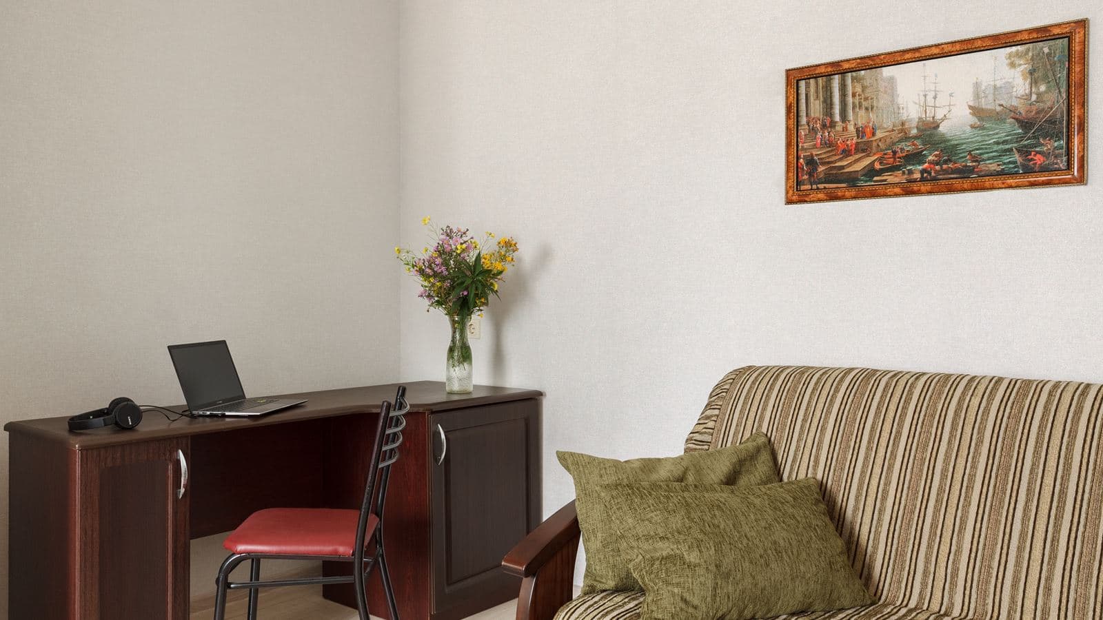 rooms-2bed-standard-improved