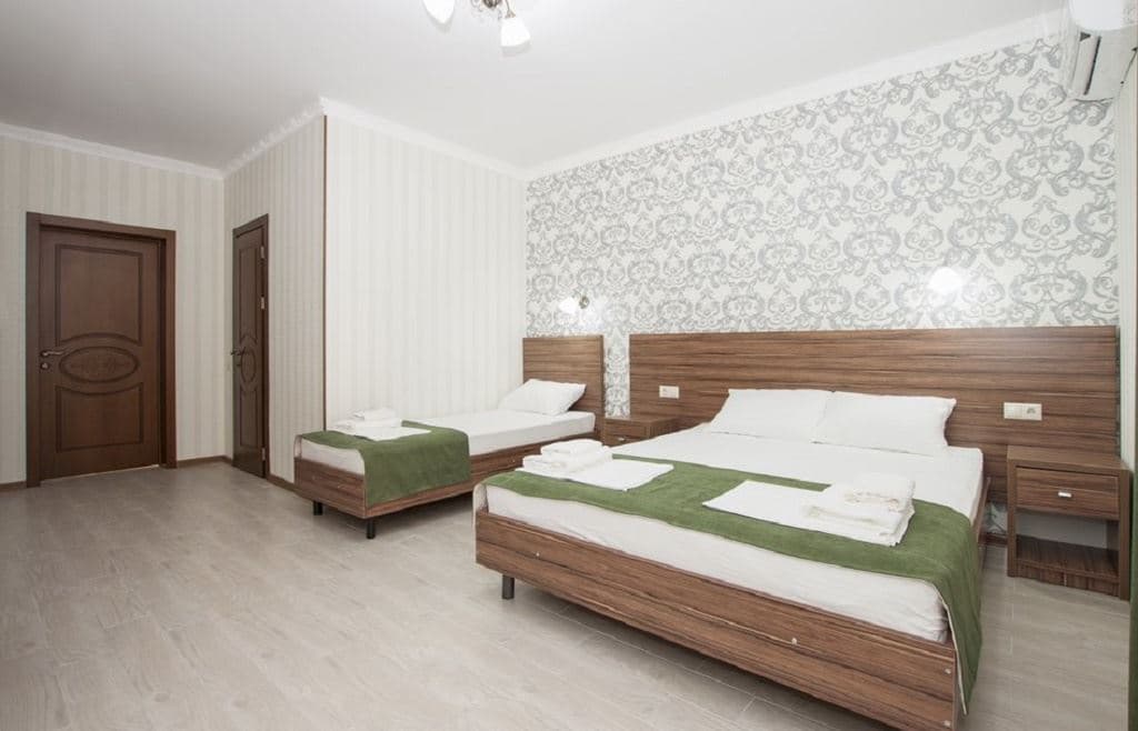 rooms-3bed-room