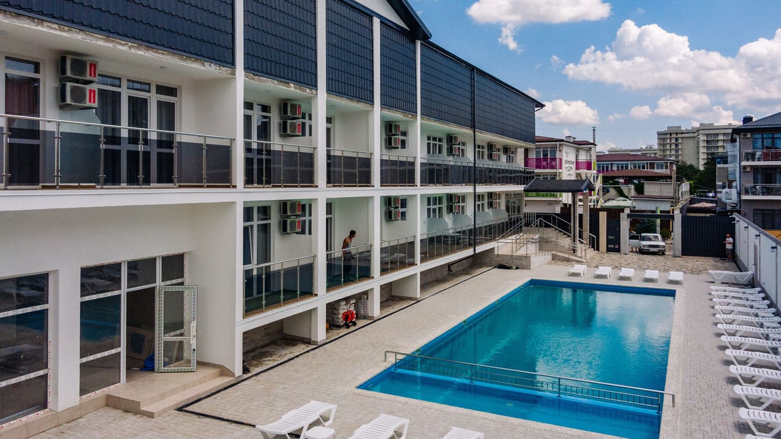 pools-outdoor-pool
