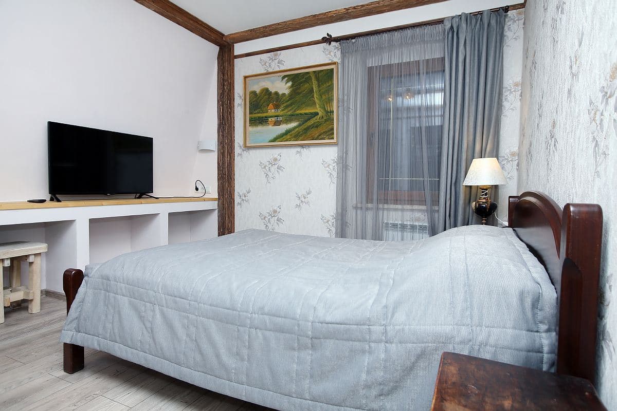 rooms-standard-room