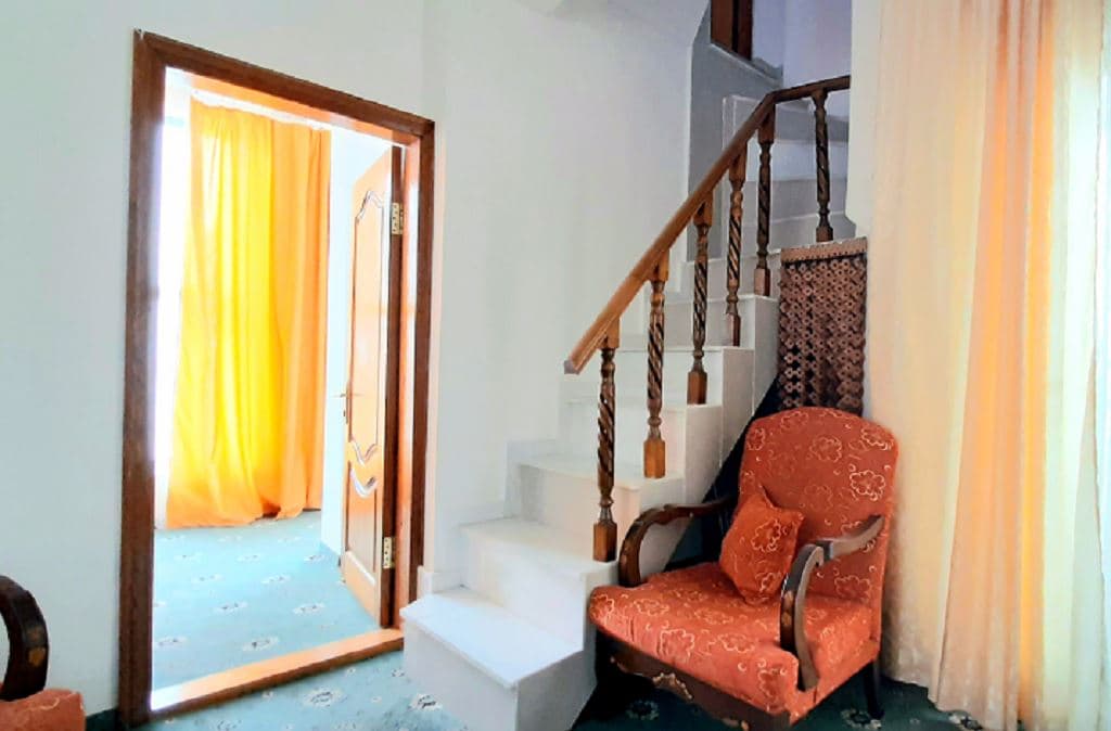 rooms-4bed-3room-2storey-suite-sea-view