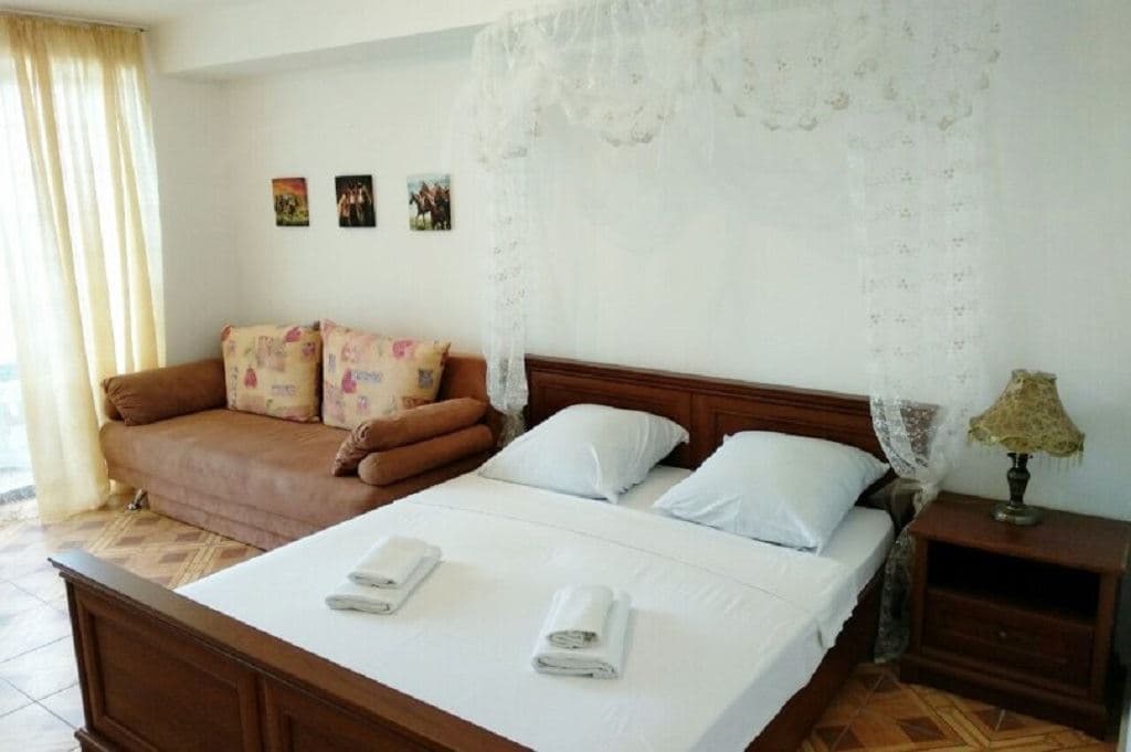 rooms-junior-suite-with-balcony-sea-view