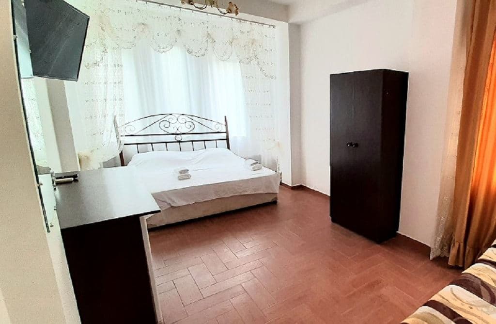 rooms-junior-suite-with-balcony-sea-view