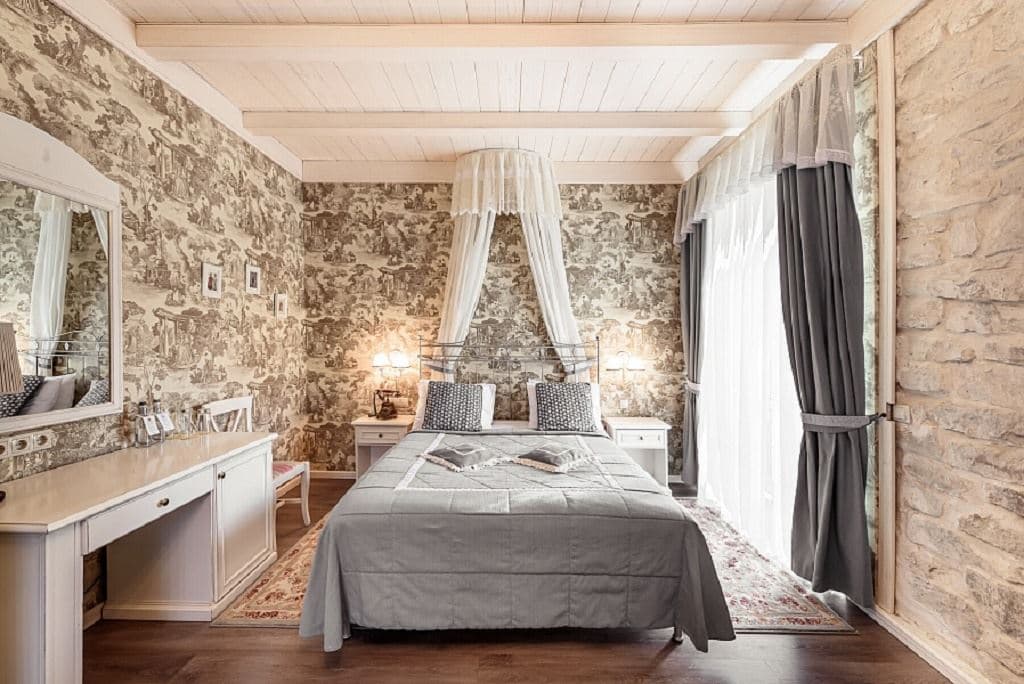 rooms-superior-junior-suite-with-balcony