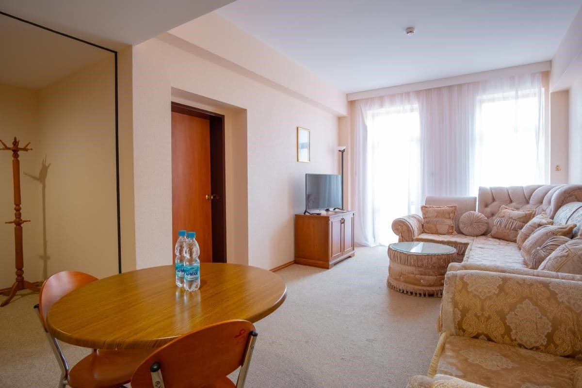 rooms-suite