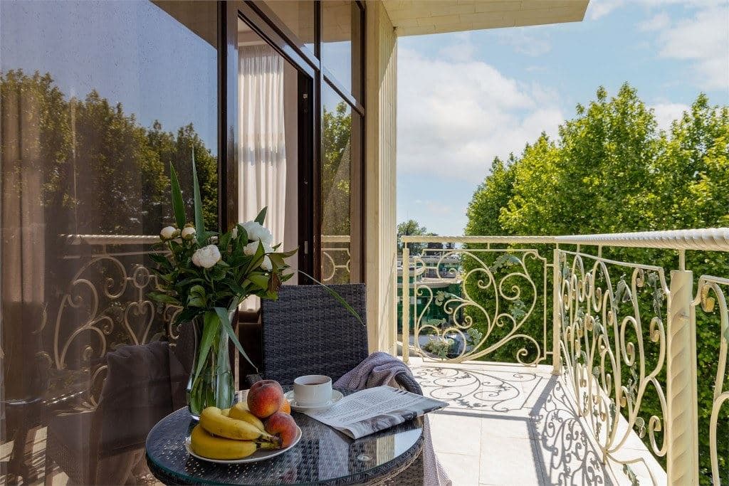 rooms-suite-emerald