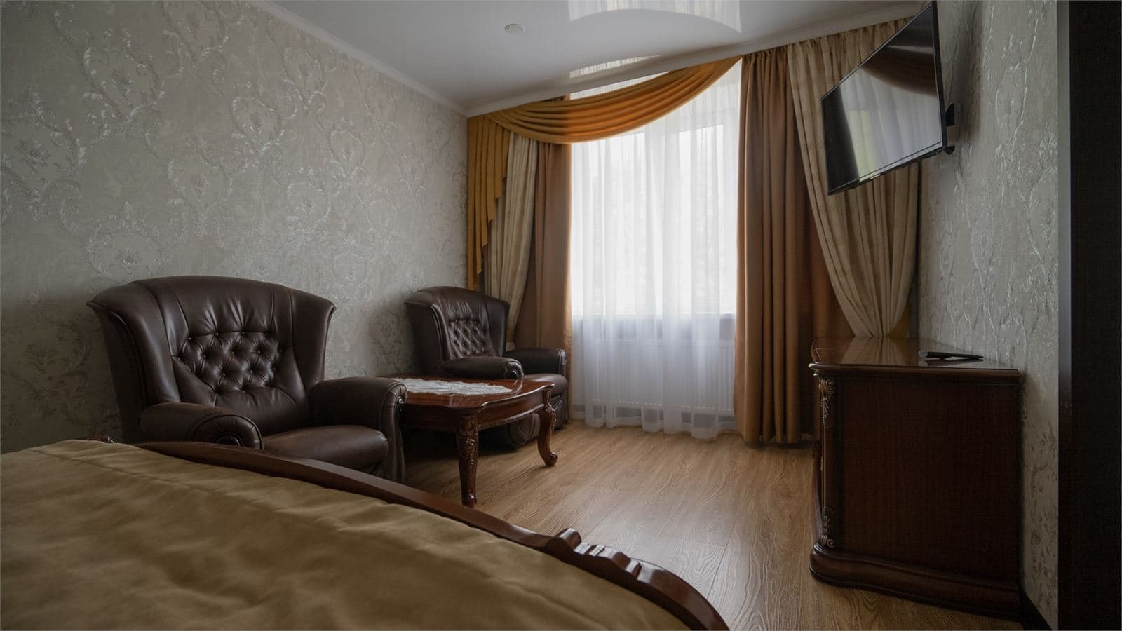 rooms-vip-люкс-3комнатный