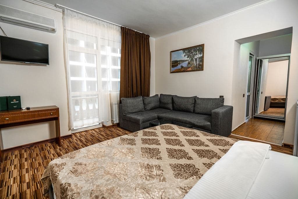 rooms-2-standart-with-balcony-and-ext-bed
