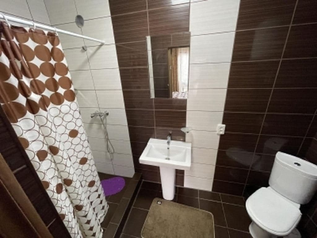 rooms-2seater-with-cd-building-2