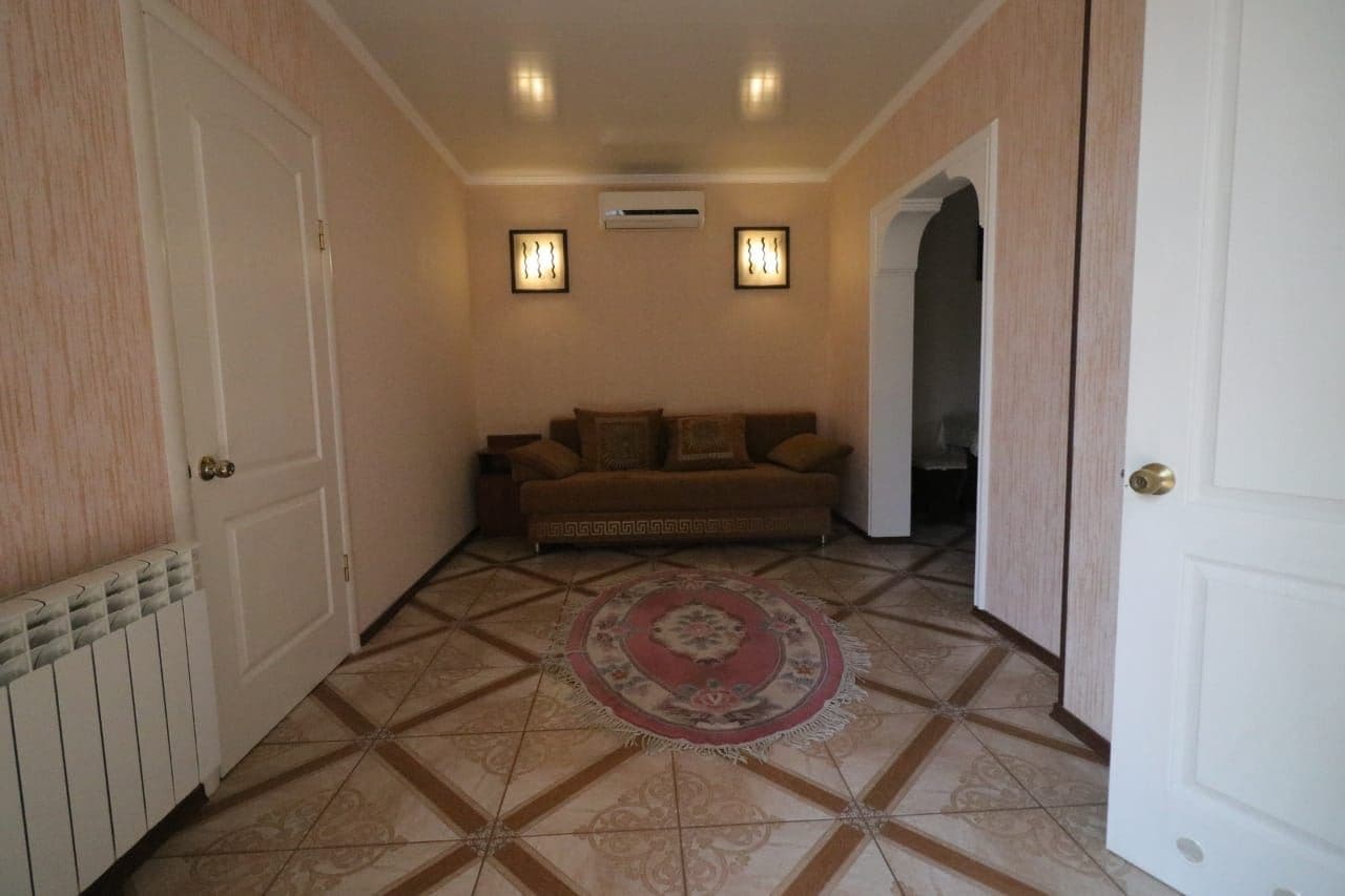 rooms-3bed-2room-cottage-with-kitchen