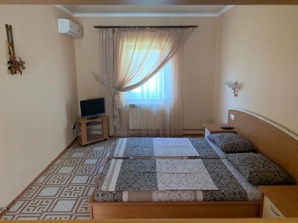 rooms-4bed-2room