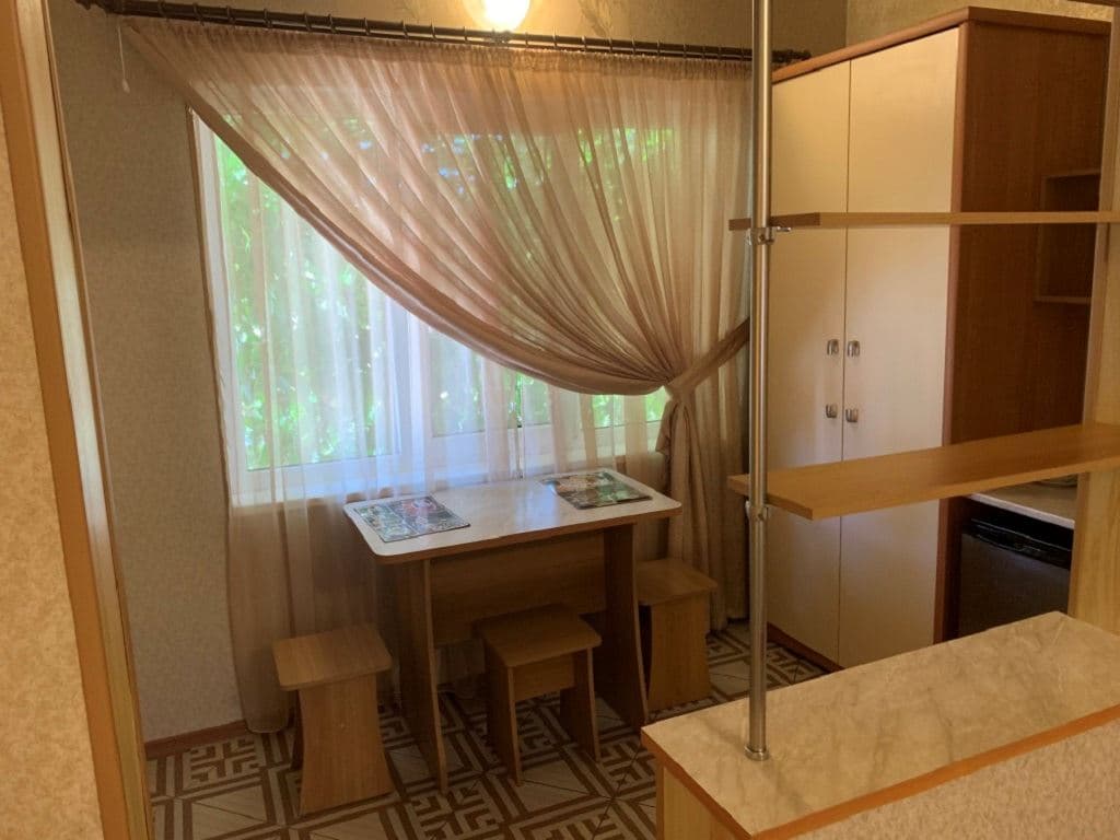 rooms-4bed-2room
