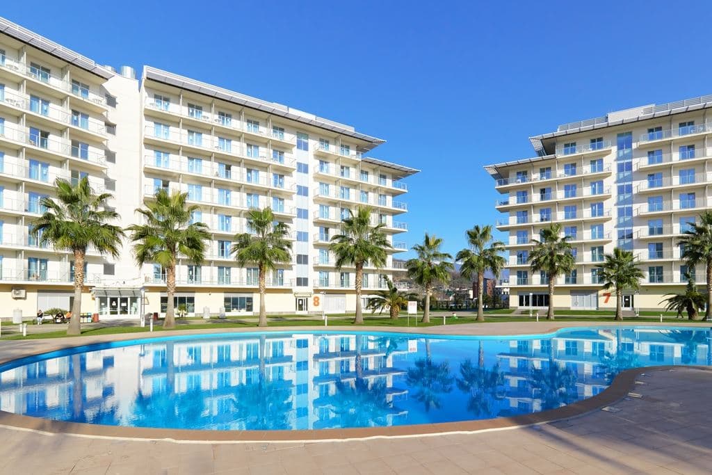 pools-outdoor-pool