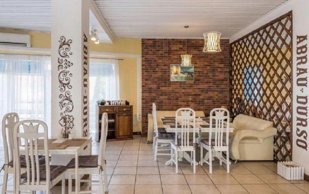 restaurants-cafe