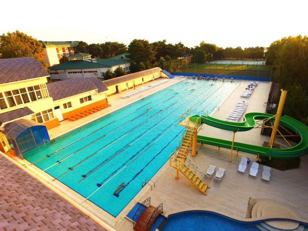 pools-outdoor-pool