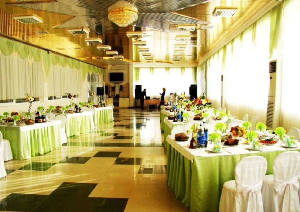 restaurants-canteen