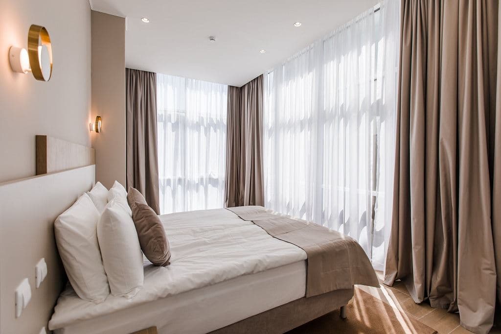 rooms-studio-luxe