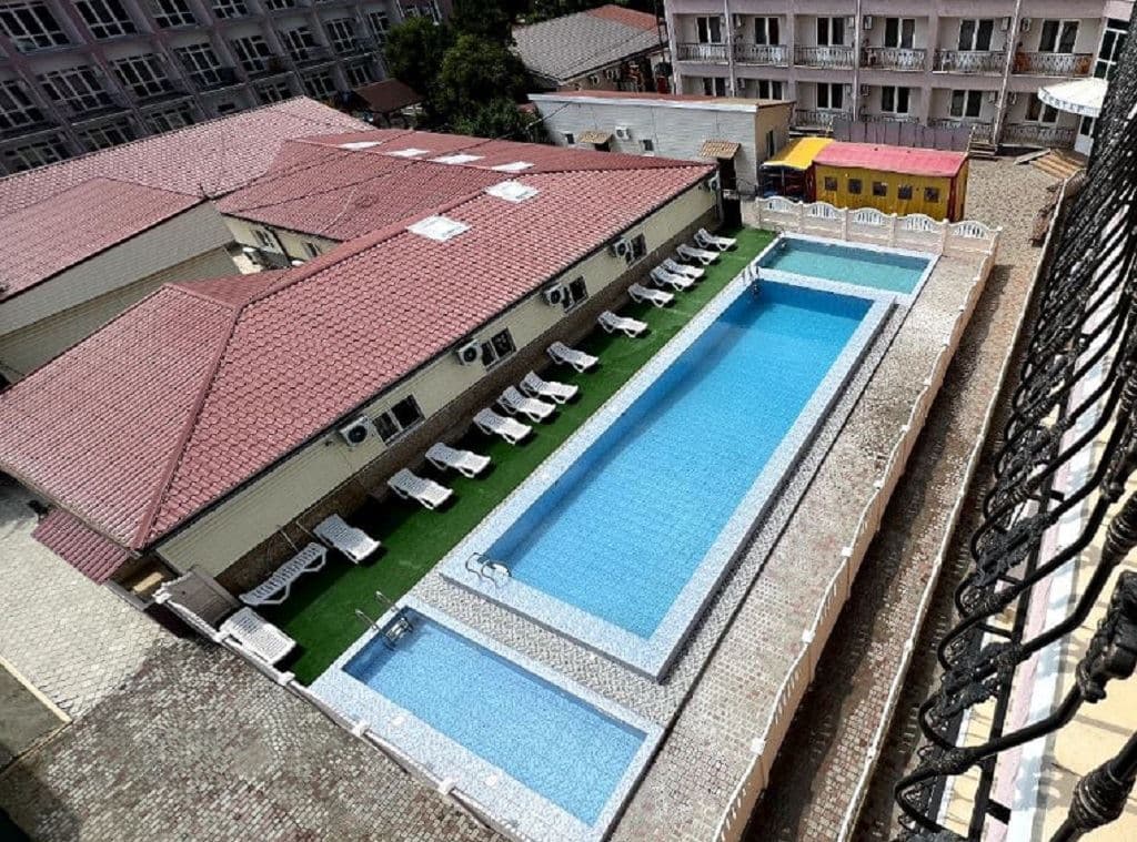 pools-outdoor-pool