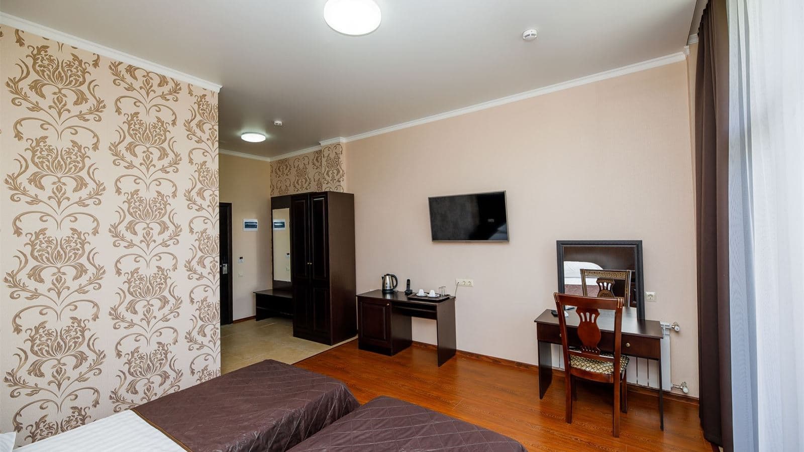 rooms-standard-room