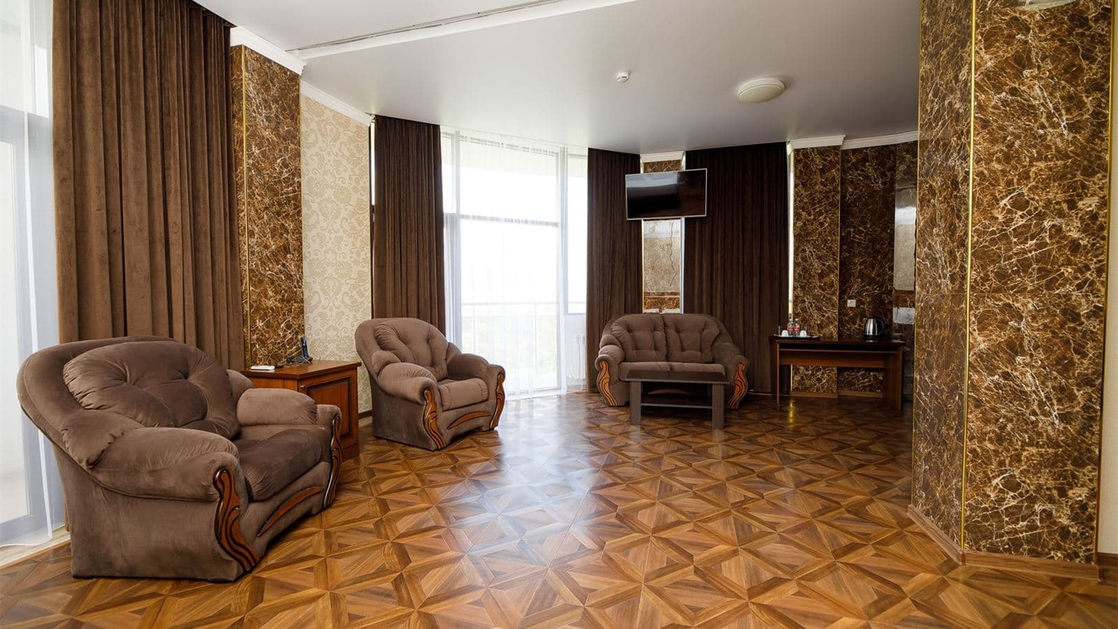 rooms-apartments