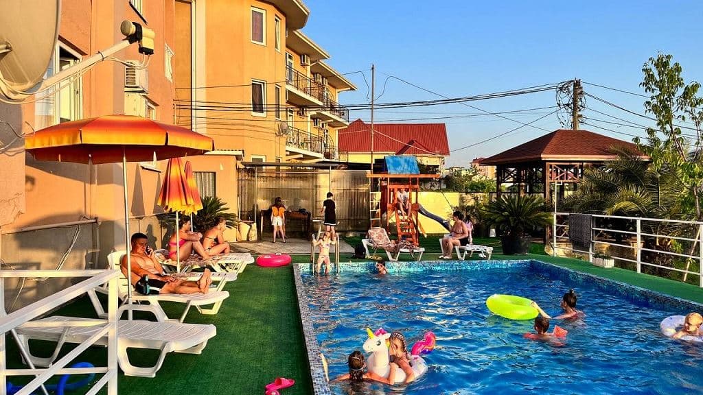 pools-outdoor-pool